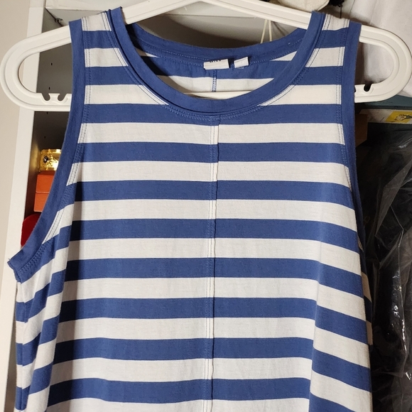 Gap sleeveless swing dress - Picture 16 of 16